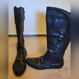 PUMA Berlin Knee-High Black Leather Boots Size 6.5